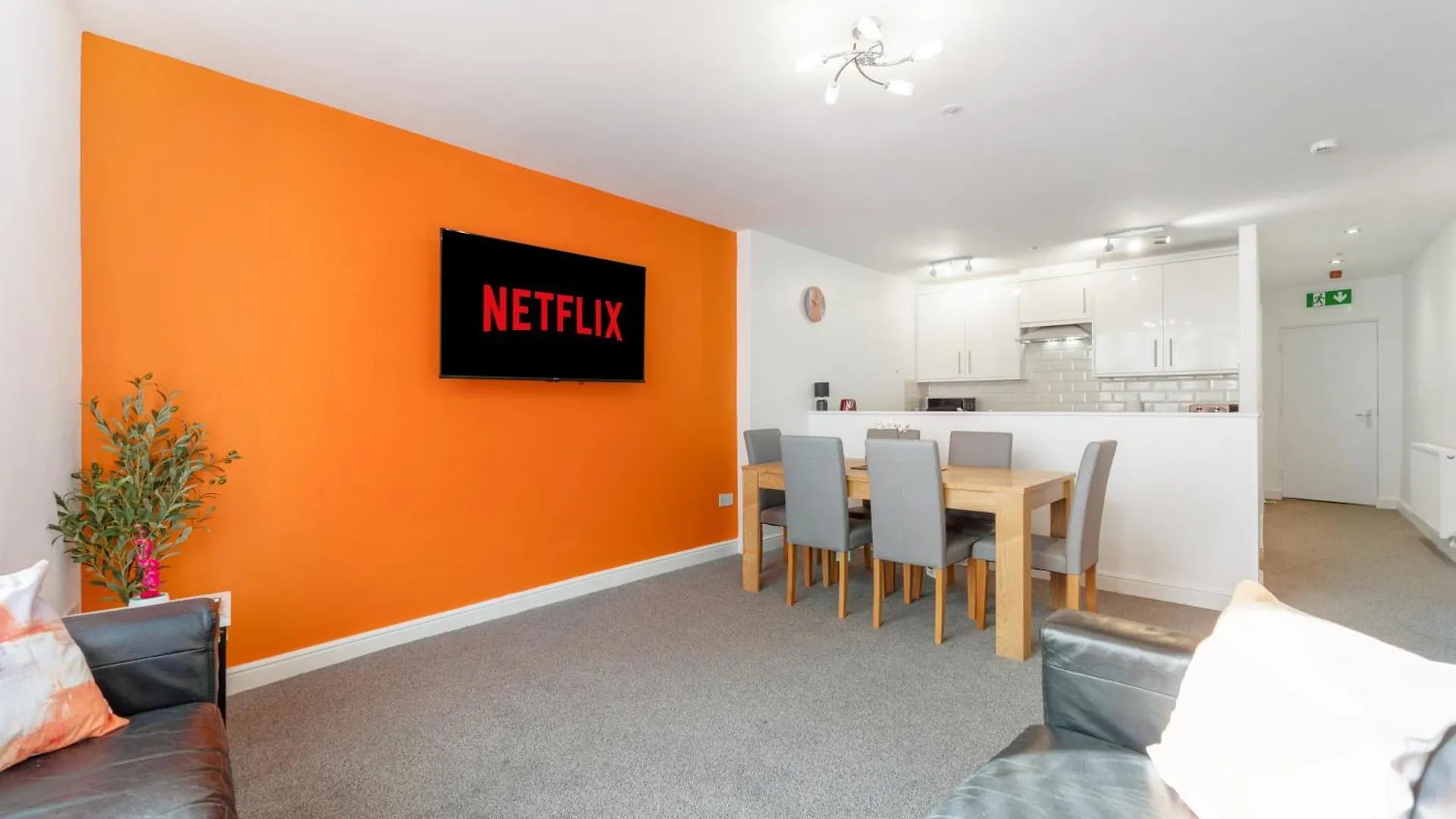New! Stylish 5-Bed Apartment In Stockton-On-Tees By Stay With Us, Perfect For Contractors & Large Groups, Free Parking! 蒂诗上的索纳比
