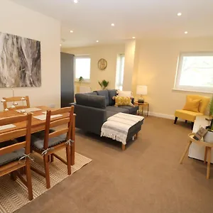 The Retreat - Ih21all - 6 Thornaby on Tees