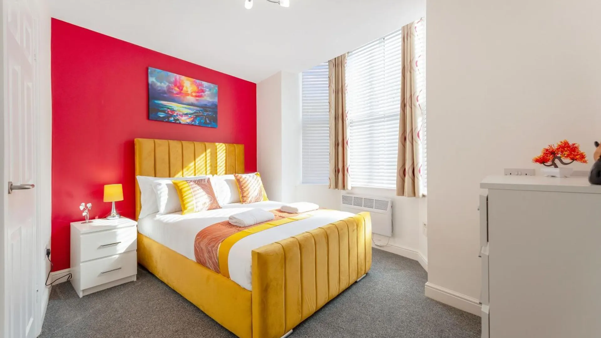 Thornaby on Tees New! Stylish 5-Bed Apartment In Stockton-On-Tees By Stay With Us, Perfect For Contractors & Large Groups, Free Parking! Thornaby on Tees